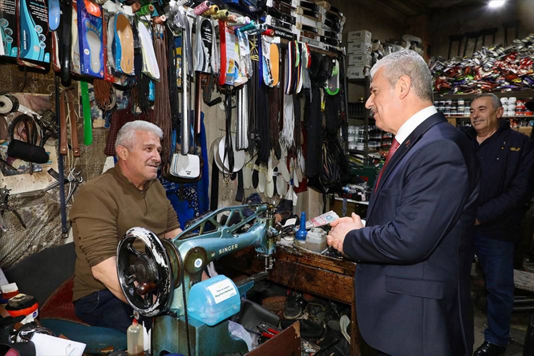 Konya Valisi Akın, leblebi diyarı ilçede 9